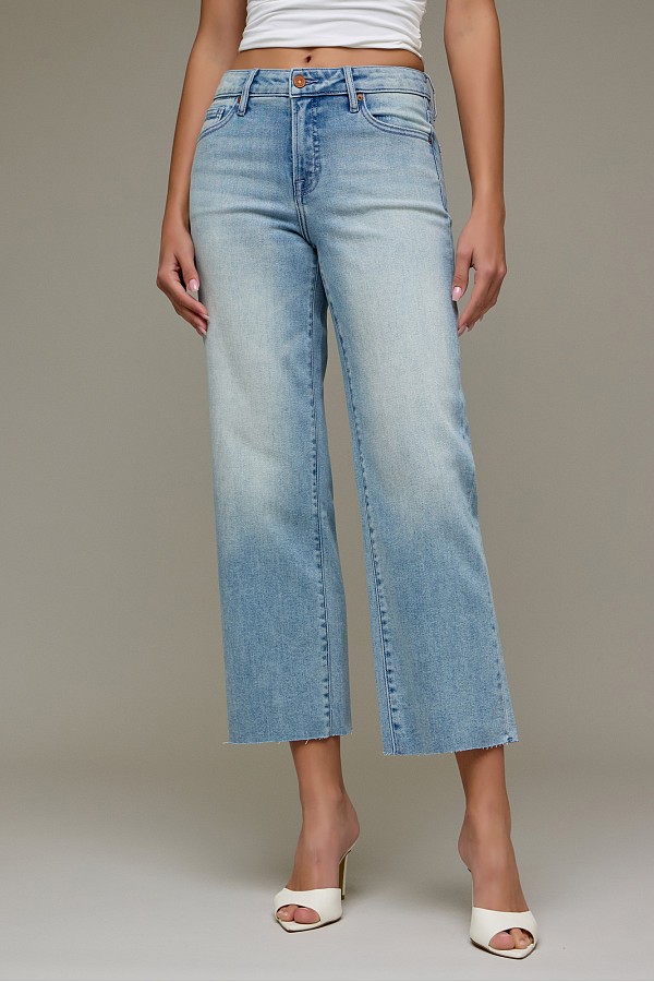 Light Wash Clean Stretch Cropped Classic Straight